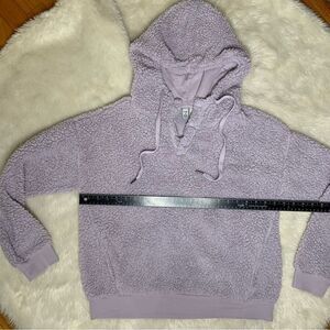 Sz Medium Lilac Zella Sherpa Teddy Sweatshirt